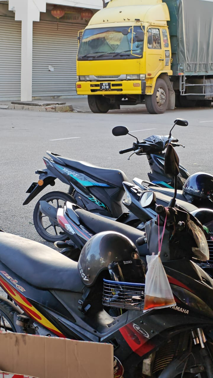 PERLUKAN BANTUAN