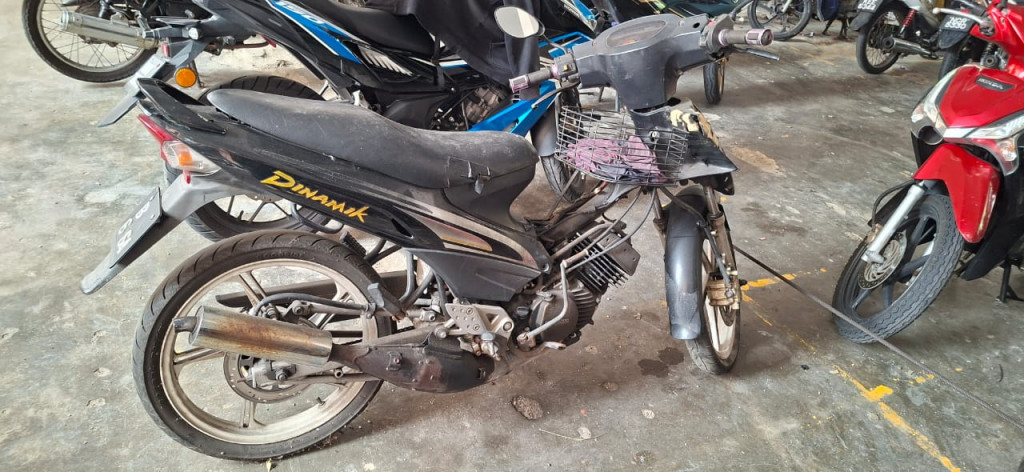 MEMOHON BANTUAN MERINGANKAN BEBAN